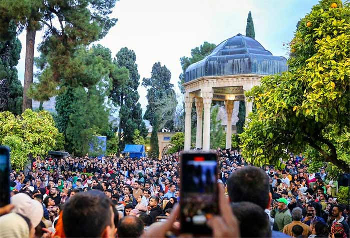 شیراز: شهر شعر، باغ و بهارنارنج