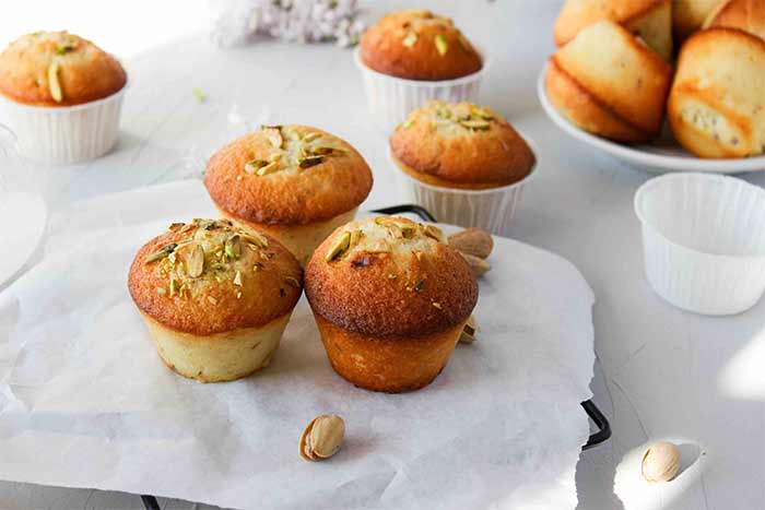 کیک یزدی مسافرتی