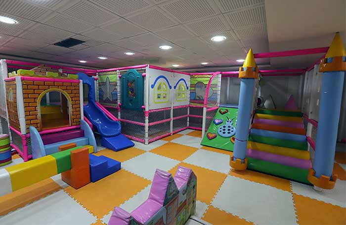 شهربازی سرپوشیده وندا کاشان